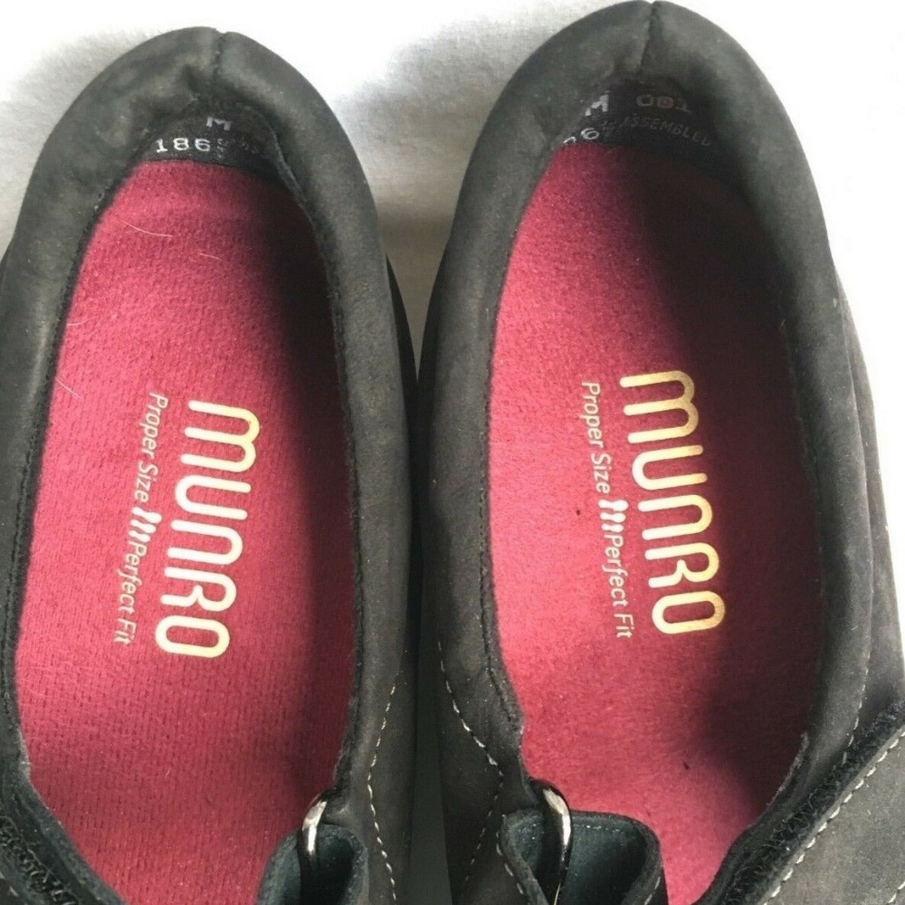 Munro Pia Black Nubuck  Mary Jane Wedge Size 6.5 M - Picture 5 of 8